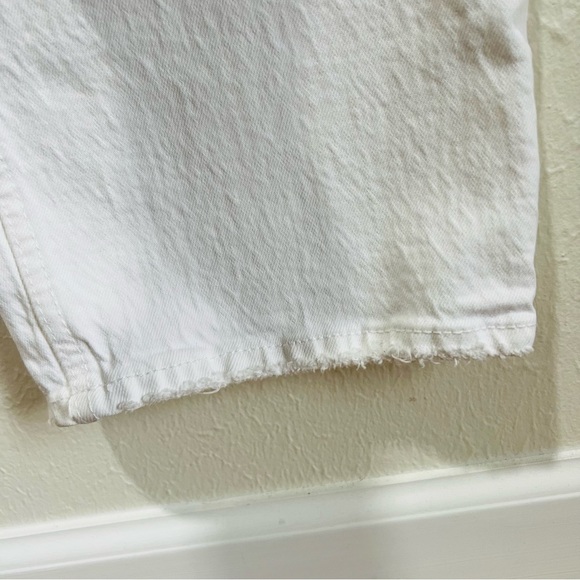 Abercrombie & Fitch White Ultra High Rise 90s Straight Jean Women's Size 34/18 R - Picture 7 of 12